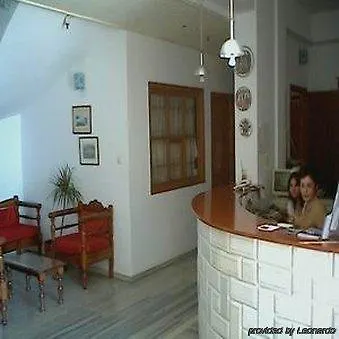 Hotel Chris 2*